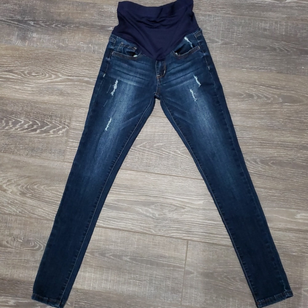 Maternity skinny jeans, size 24